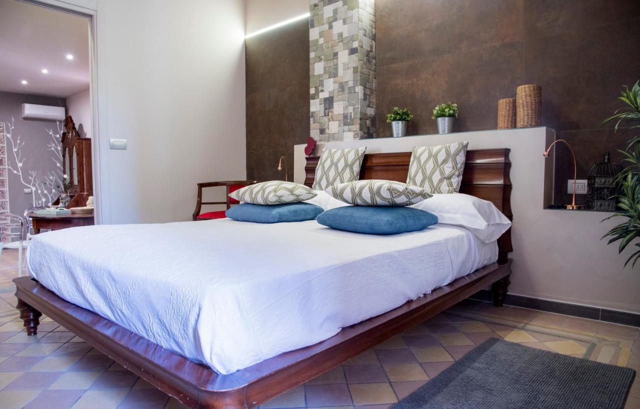 Appartamento Vacanze / Holiday Flat Farfalle&Rossobarbera Montegrosso dʼAsti Екстериор снимка